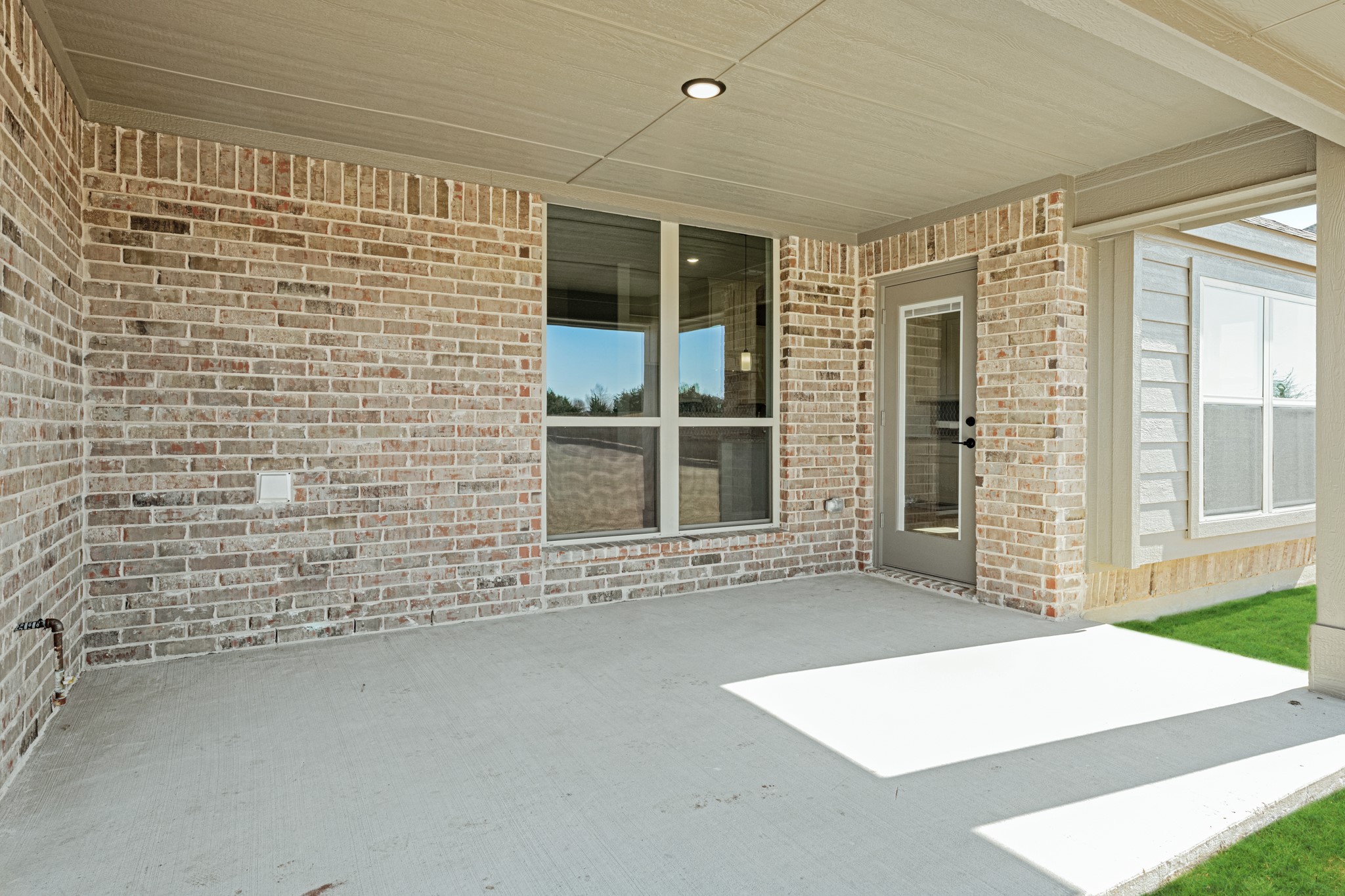 403 Crystal Lake Lane Red Oak TX 75154