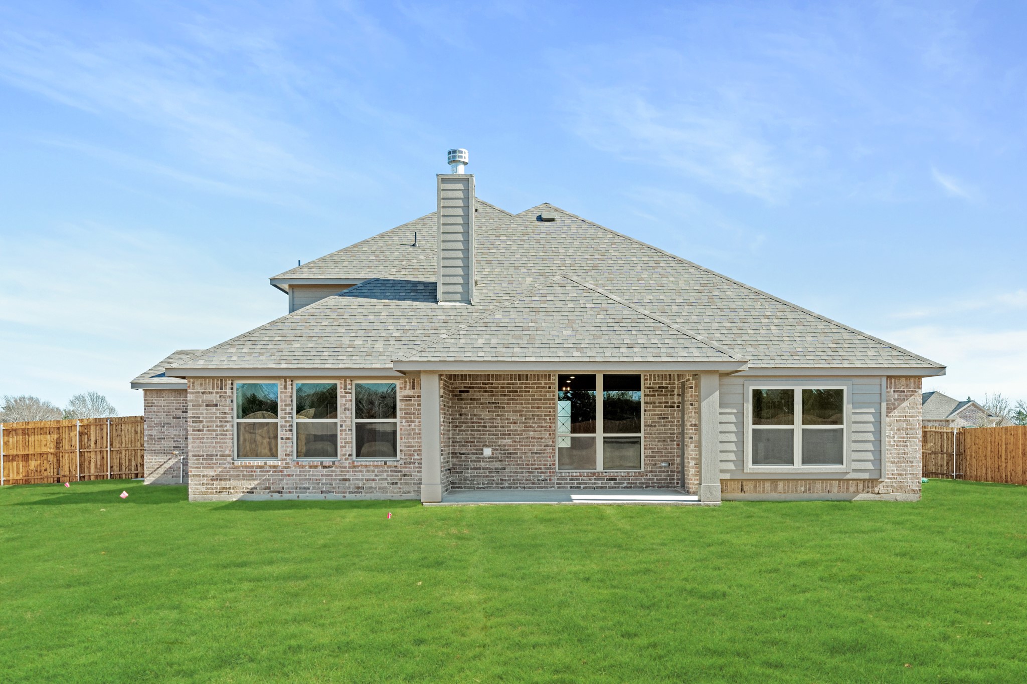 403 Crystal Lake Lane Red Oak TX 75154