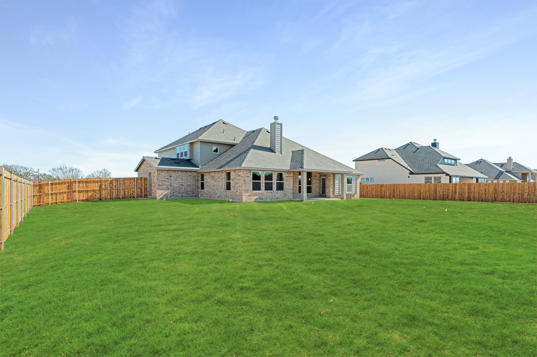 403 Crystal Lake Lane Red Oak TX 75154