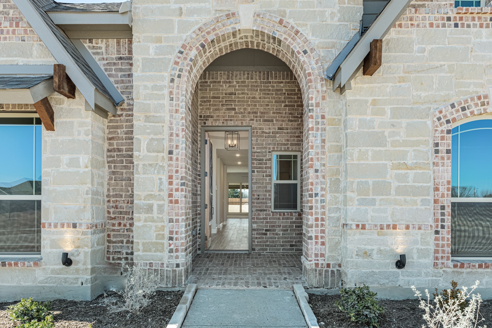 403 Crystal Lake Lane Red Oak TX 75154