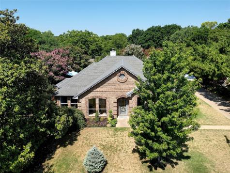 3707 Lakecrest Drive Grapevine TX 76051