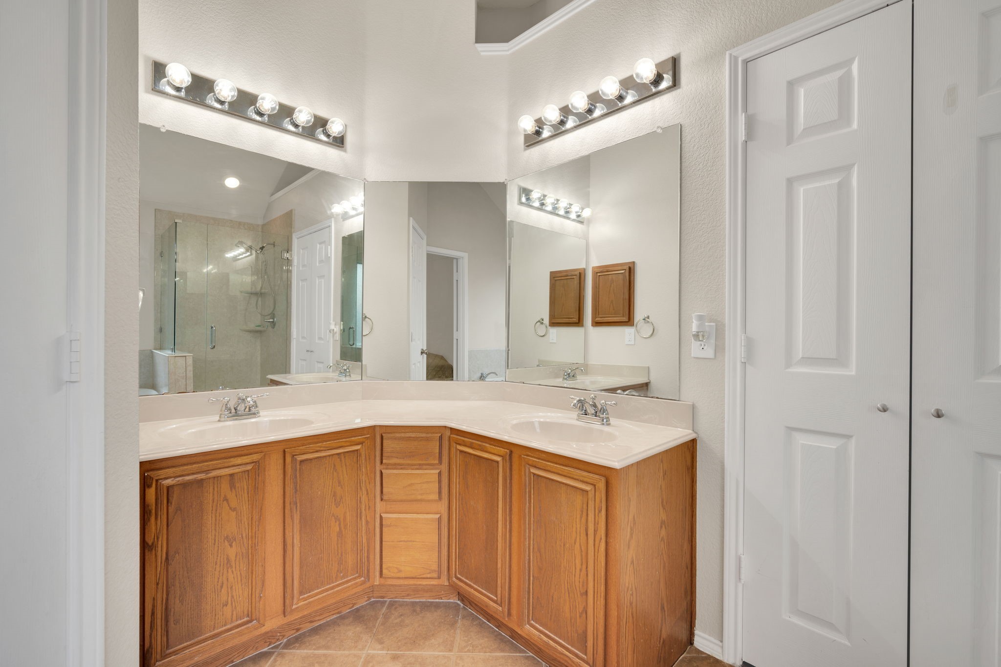 1730 Vista Ridge Drive W Midlothian TX 76065