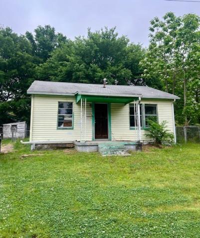 1080 13th Street NE Paris TX 75460