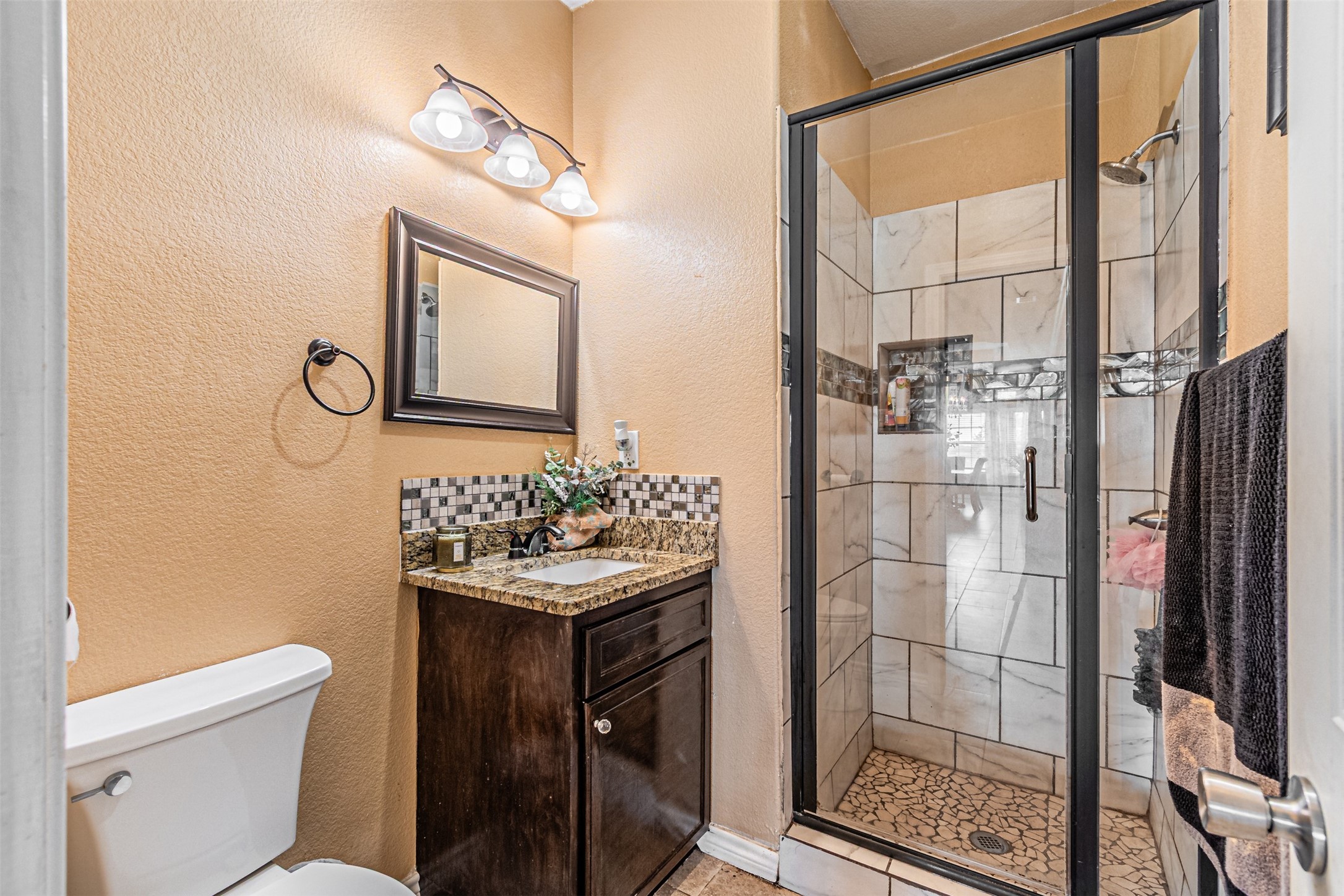 5032 County Road 212 Alvarado TX 76009