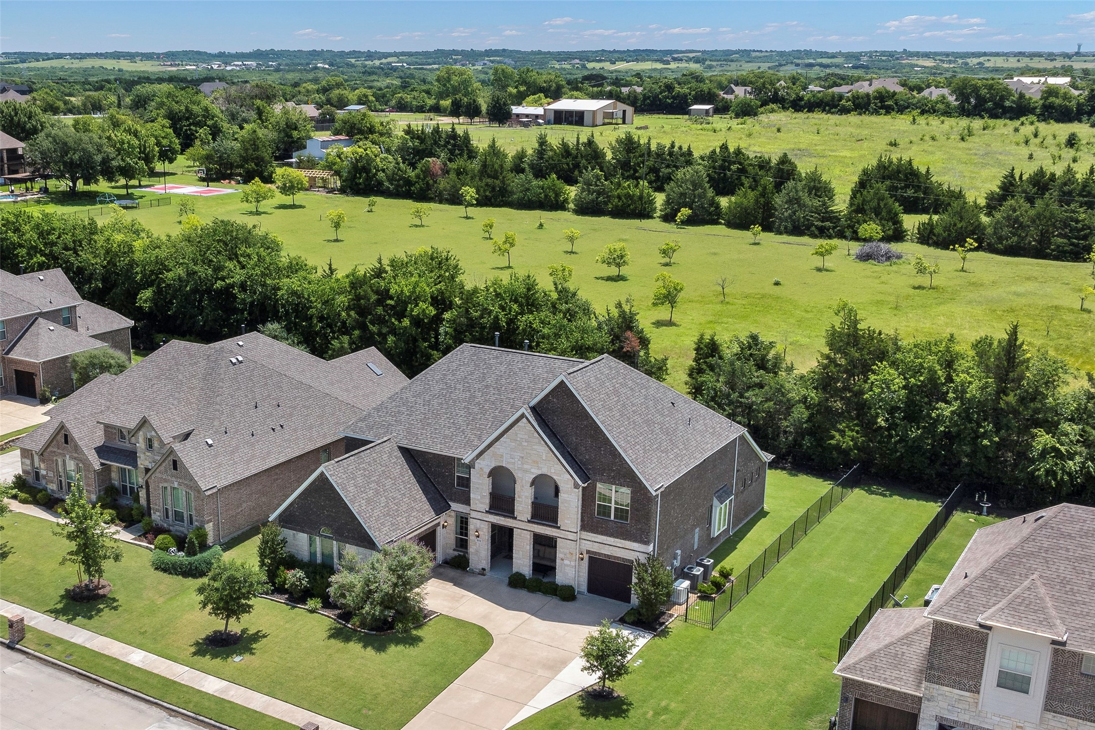 2272 Brooks Trail Heath TX 75126