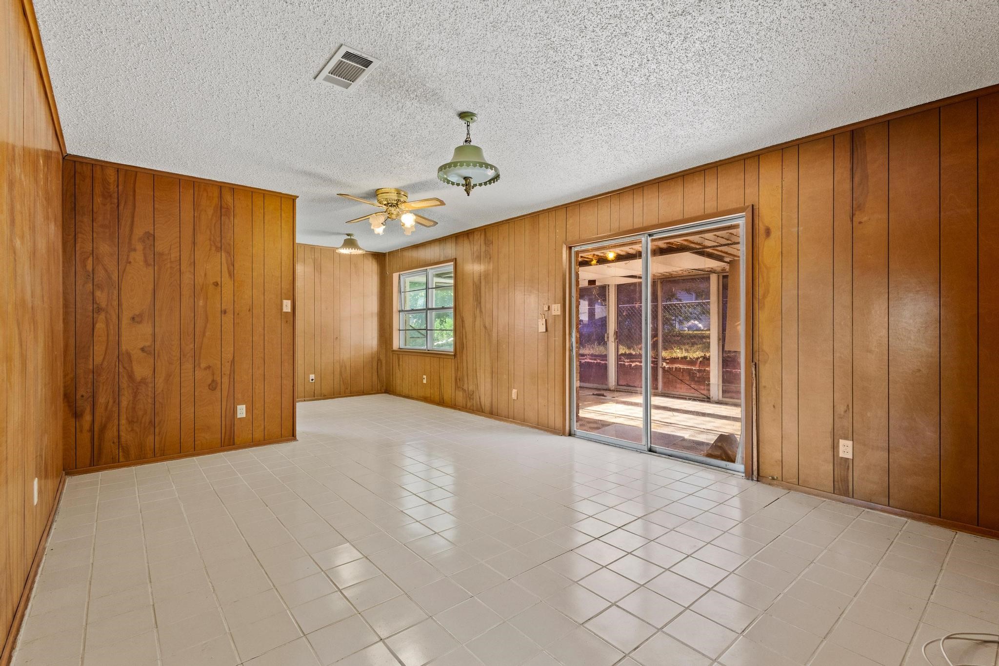 905 Seymore Circle Denison TX 75020