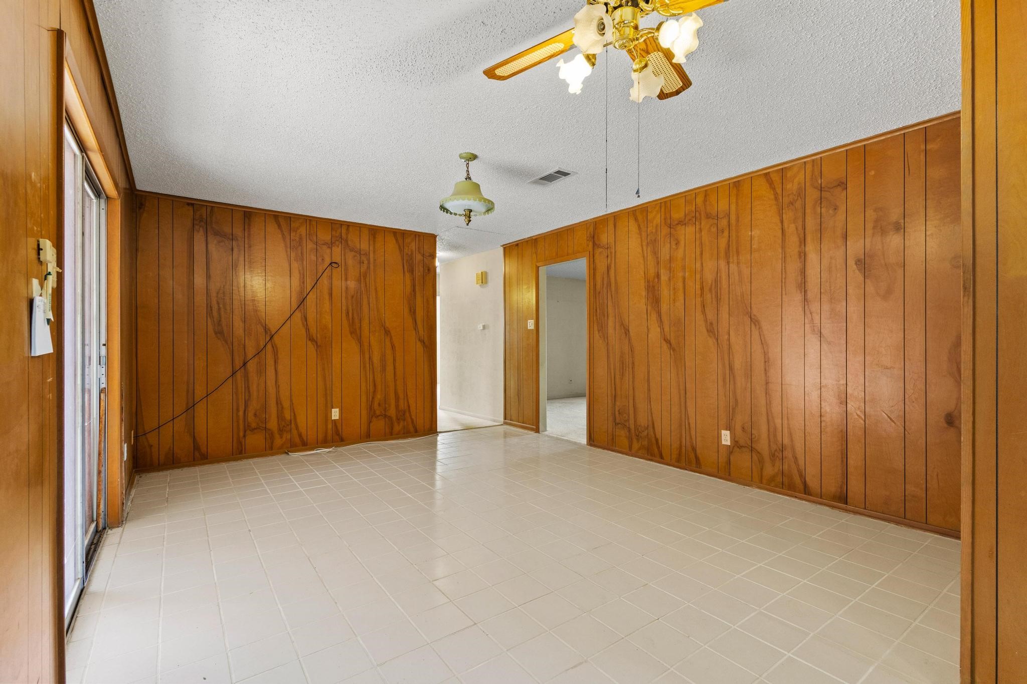 905 Seymore Circle Denison TX 75020