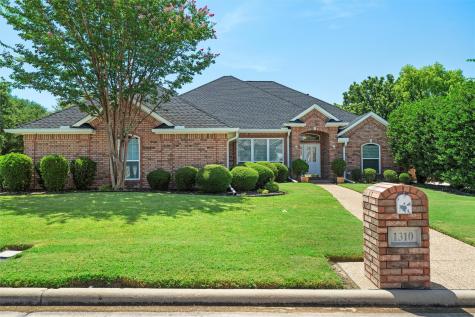 1310 Brittany Lane Mansfield TX 76063