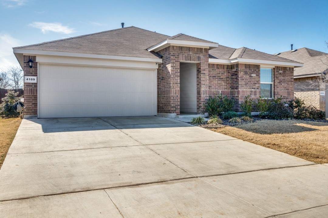 4109 Ridgeway Lane Denton TX 76226