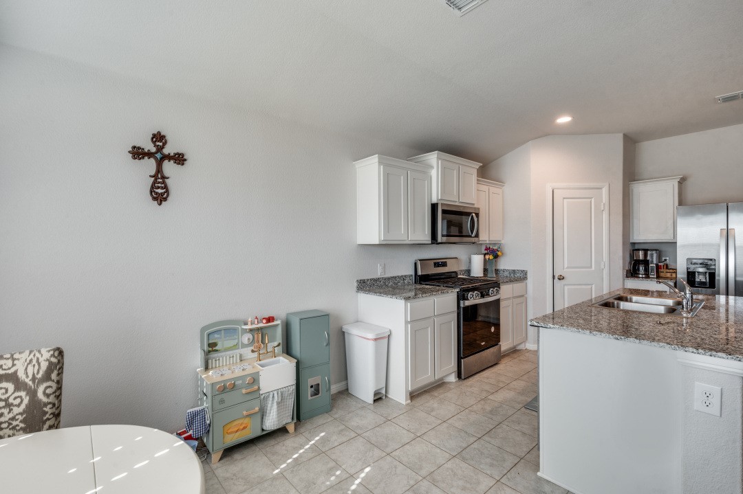 4109 Ridgeway Lane Denton TX 76226