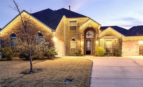 4305 Curlew Lane Garland TX 75043