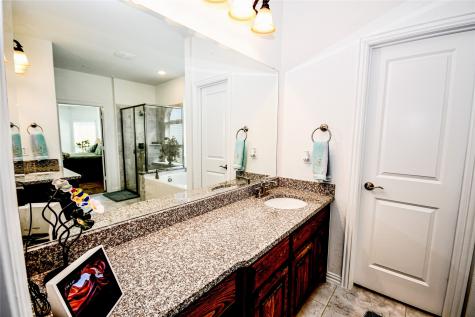 4305 Curlew Lane Garland TX 75043