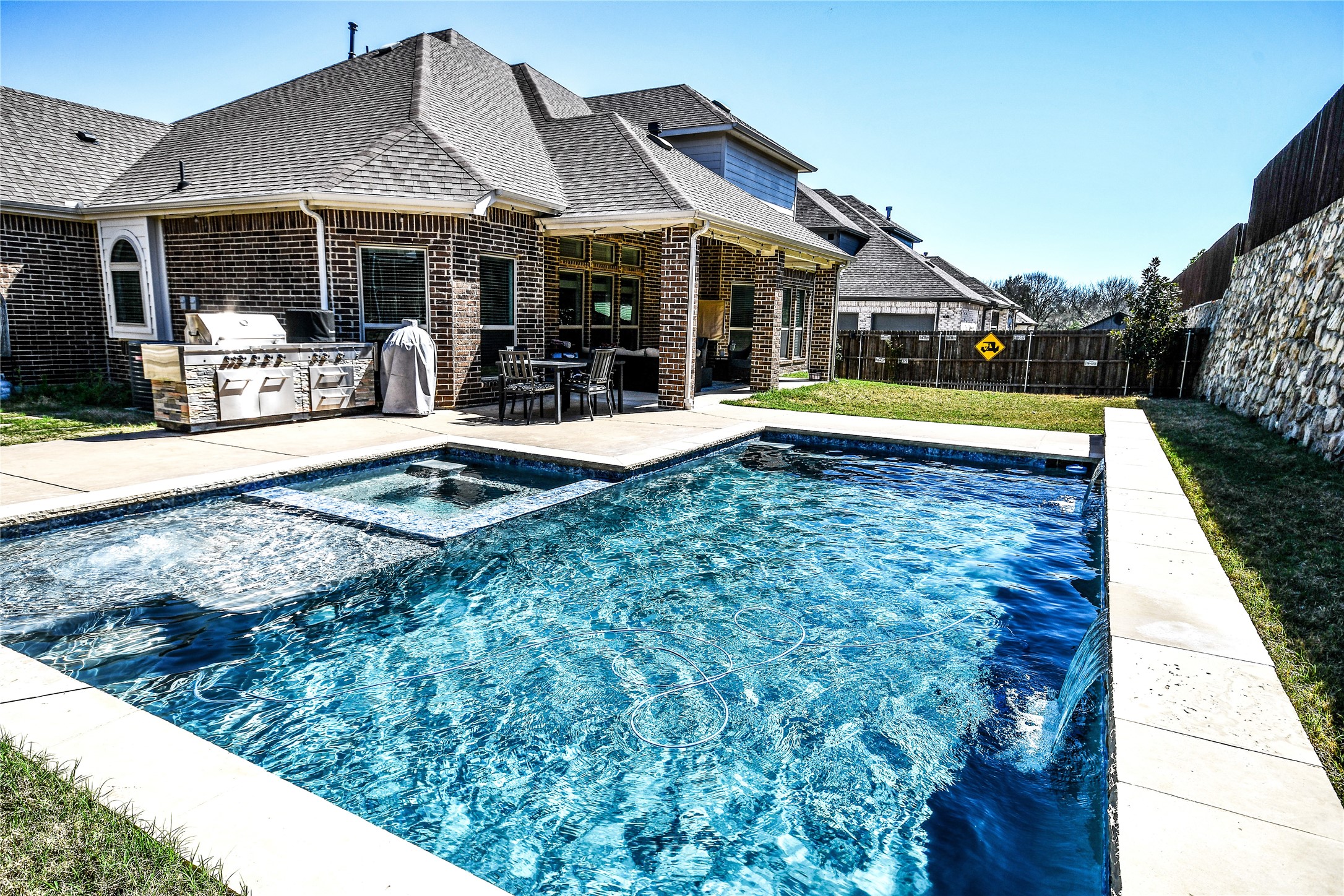 4305 Curlew Lane Garland TX 75043