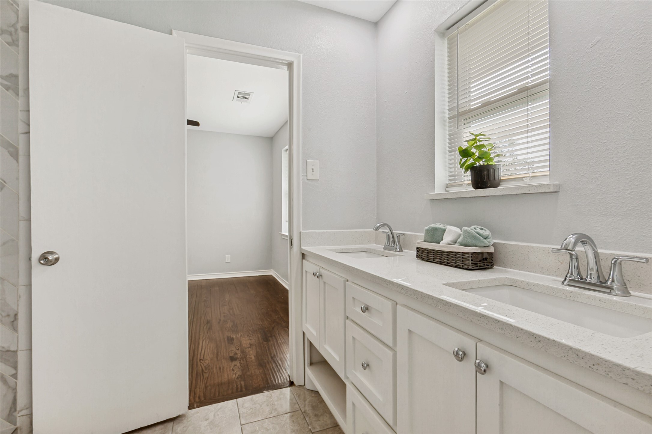 2917 Hickox Road Rowlett TX 75089