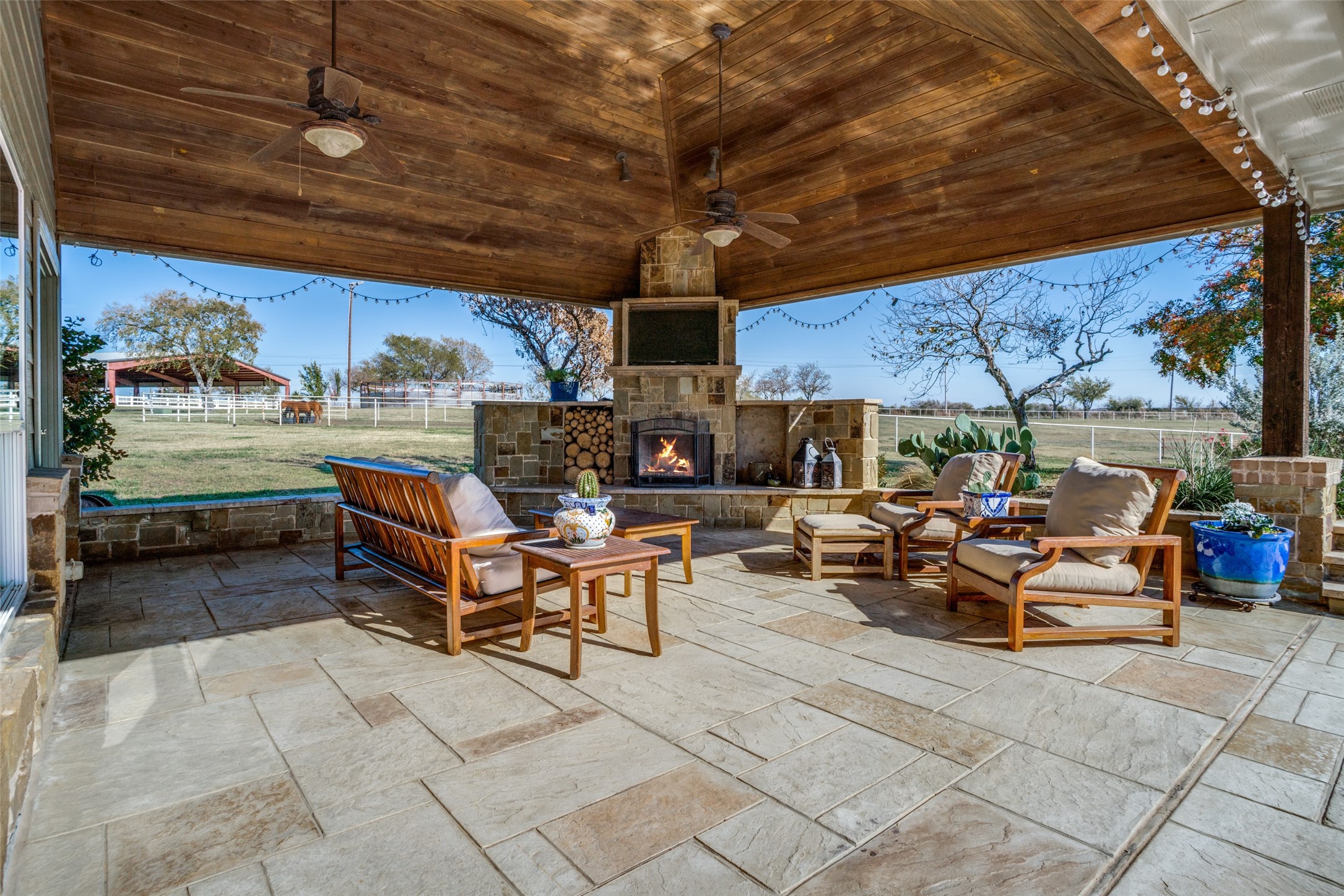 9722 Oak Creek Drive Pilot Point TX 76258