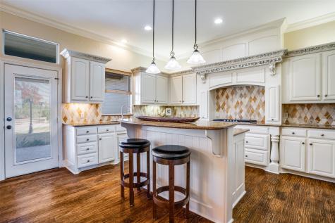 9722 Oak Creek Drive Pilot Point TX 76258