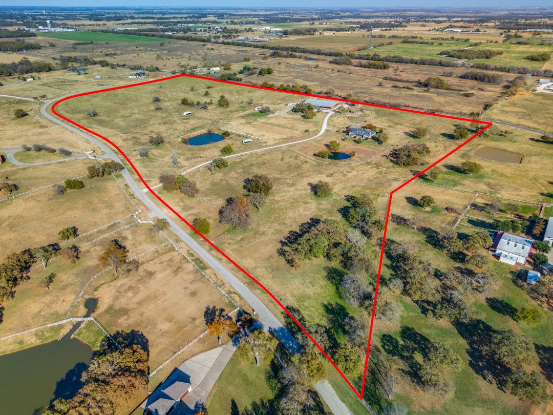 9722 Oak Creek Drive Pilot Point TX 76258