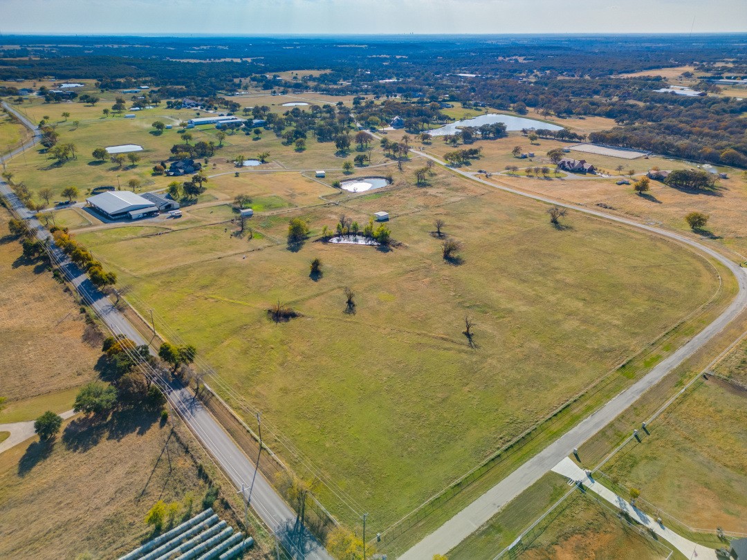 9722 Oak Creek Drive Pilot Point TX 76258