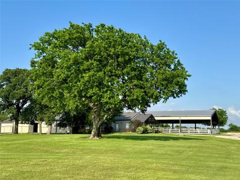 9722 Oak Creek Drive Pilot Point TX 76258