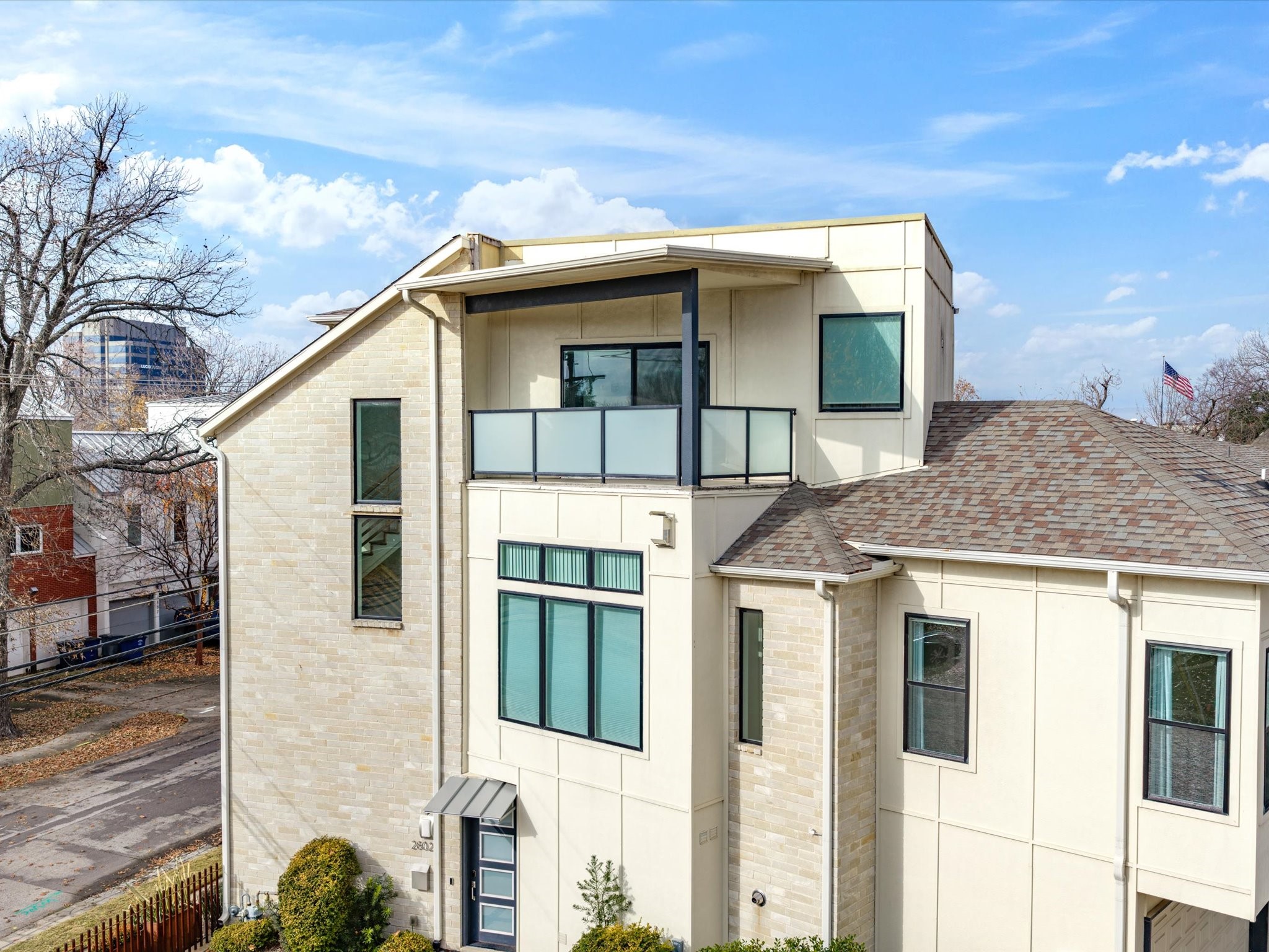2802 Lee Street Dallas TX 75206