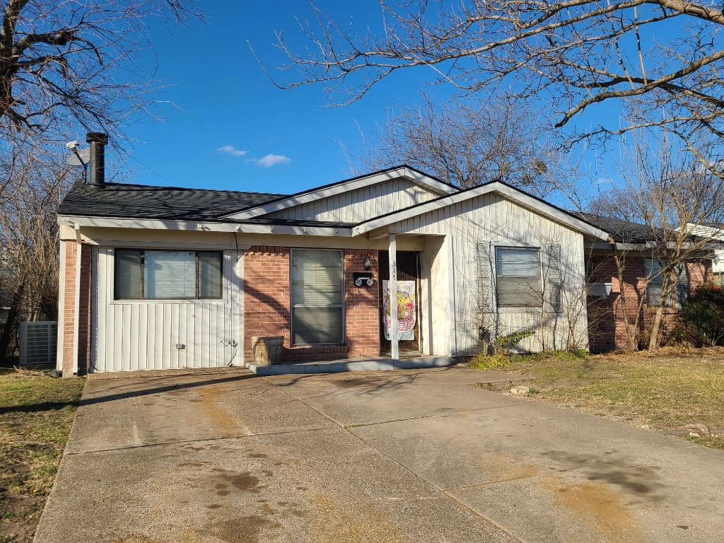 315 Thrush Avenue Duncanville TX 75116