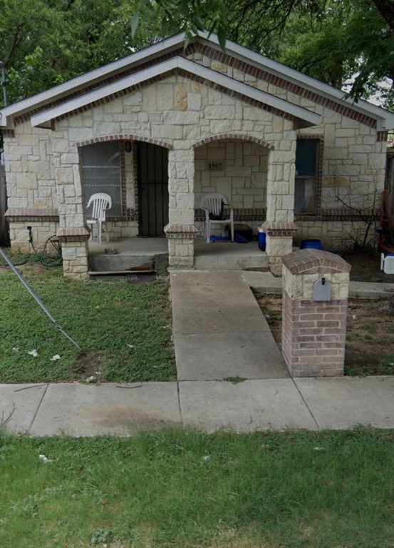 1507 Life Avenue Dallas TX 75212