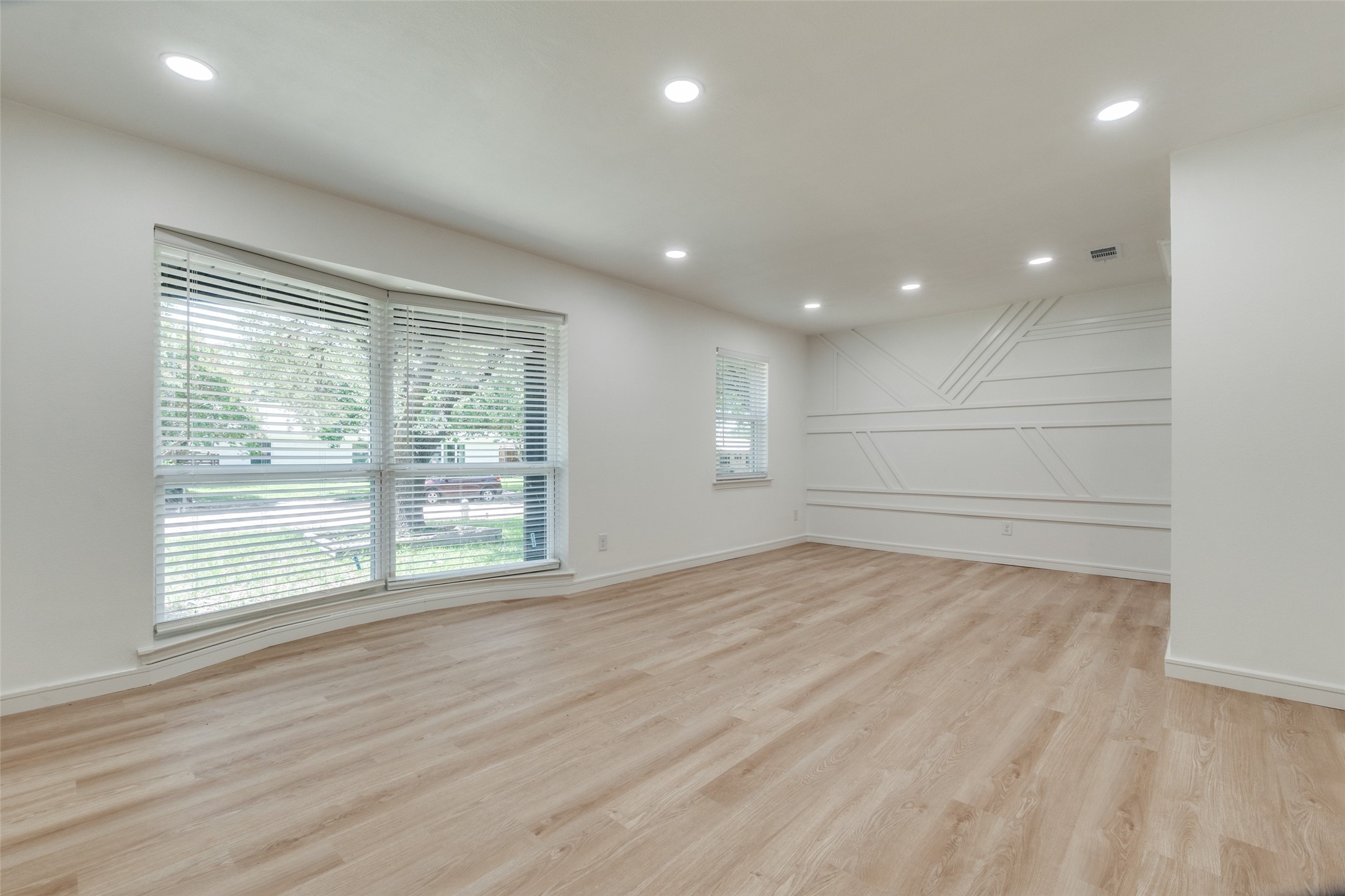 5323 Blaney Way Dallas TX 75227