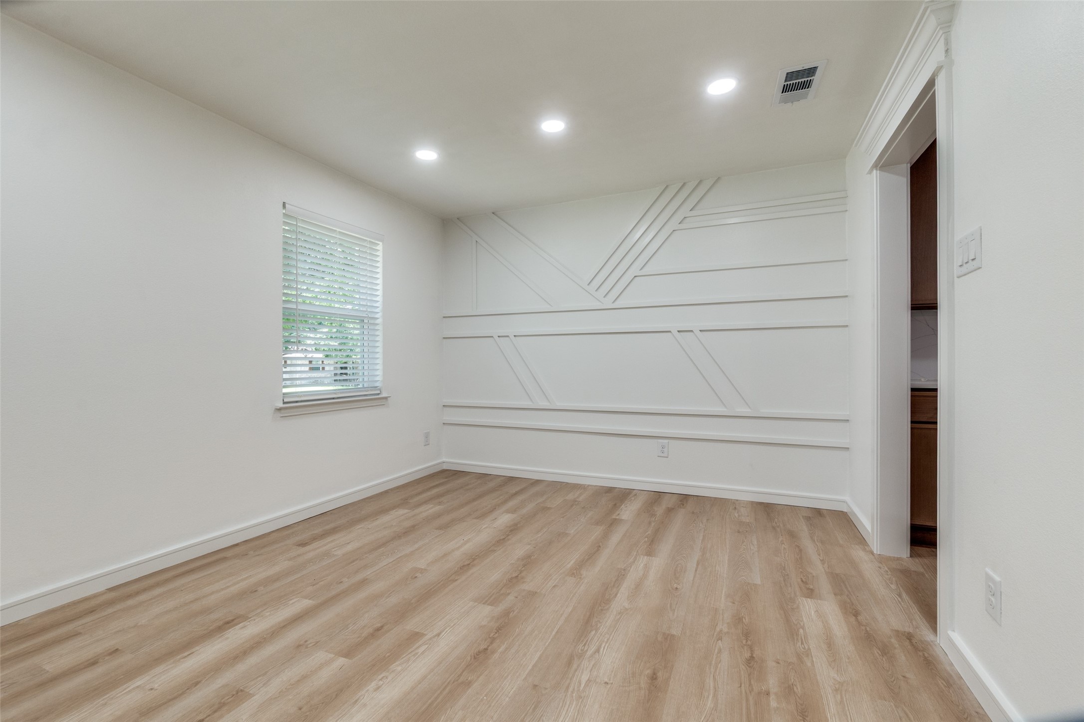 5323 Blaney Way Dallas TX 75227
