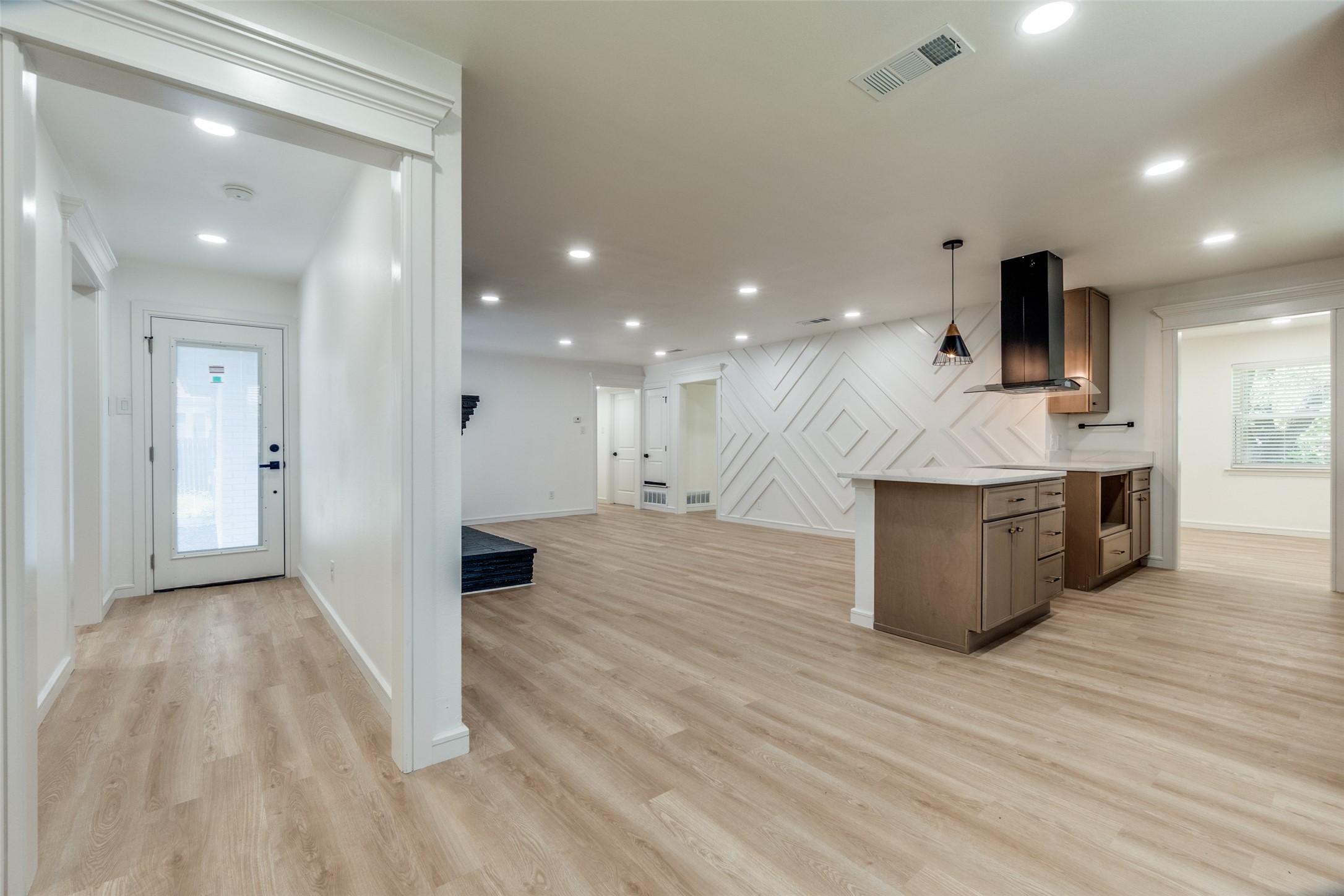 5323 Blaney Way Dallas TX 75227