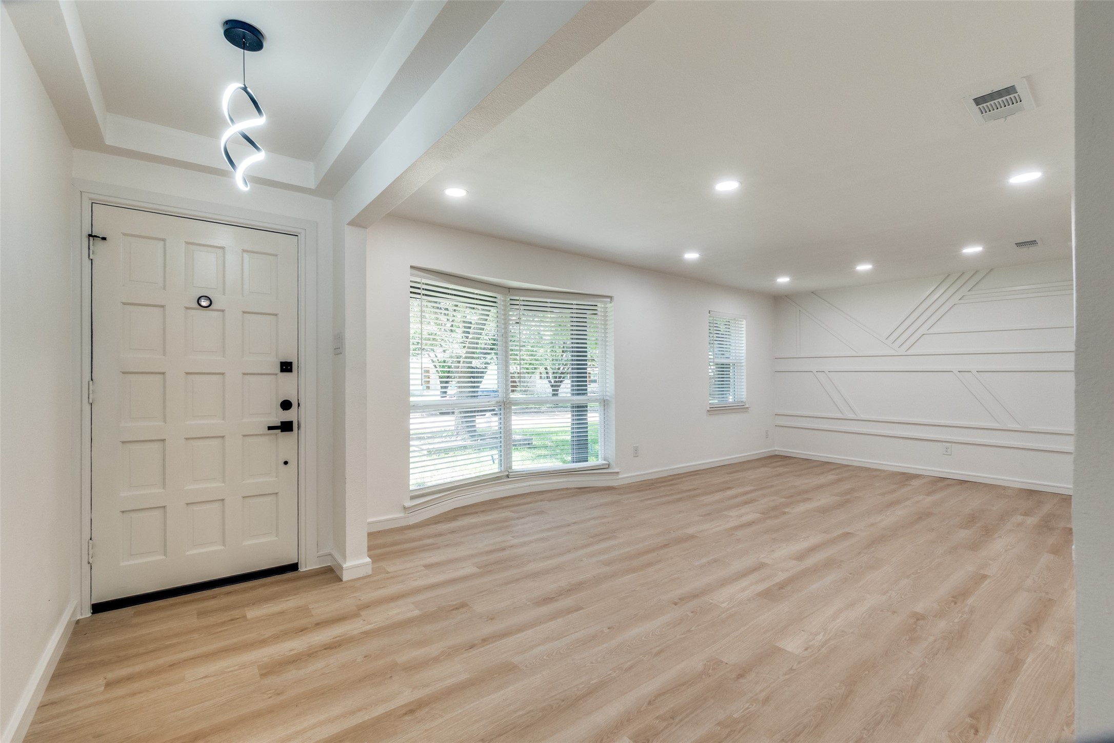 5323 Blaney Way Dallas TX 75227