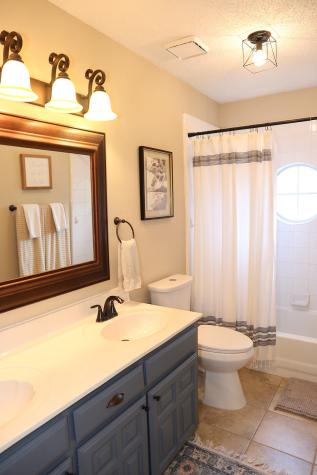 6129 Pebble Creek Drive North Richland Hills TX 76180