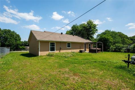 104 Richard Lane Azle TX 76020