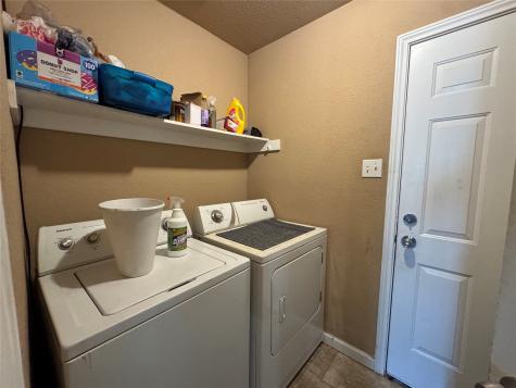 104 Richard Lane Azle TX 76020