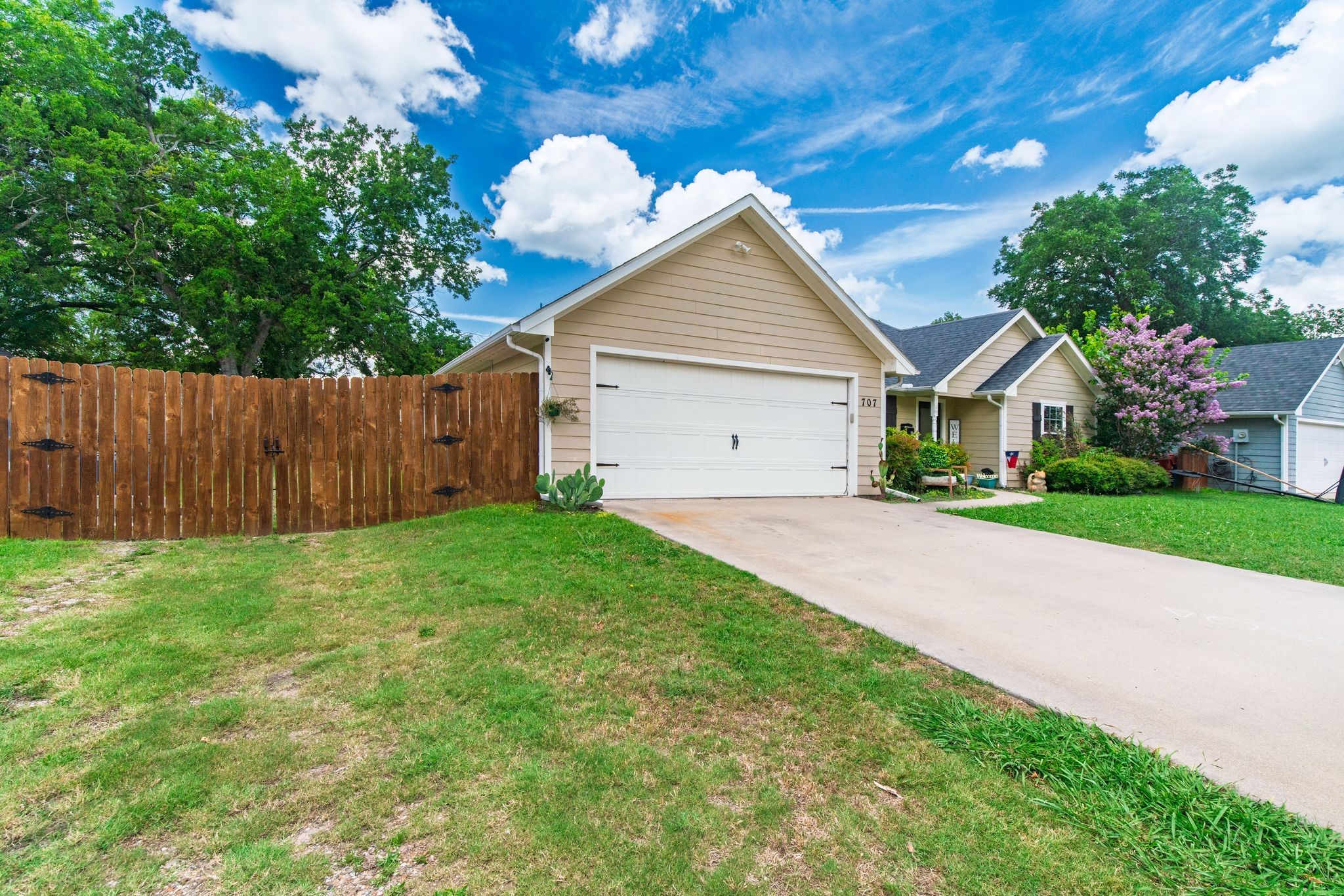 707 N Main Farmersville TX 75442
