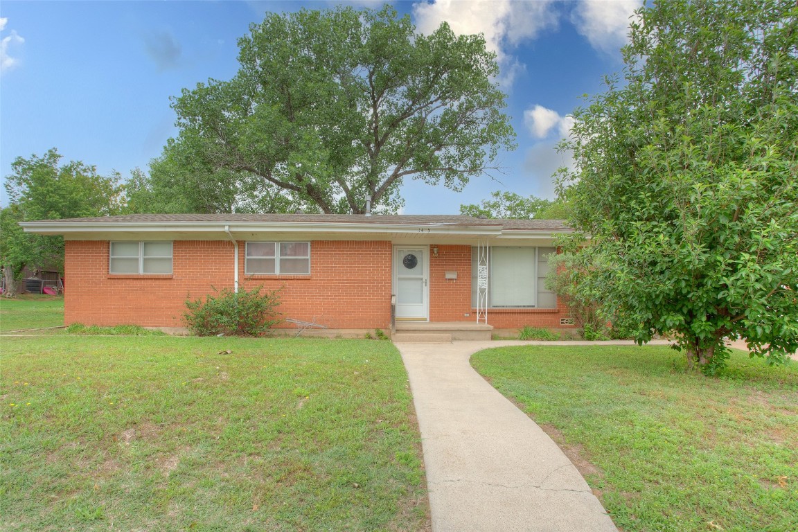 1405 Shirley Street Bridgeport TX 76426