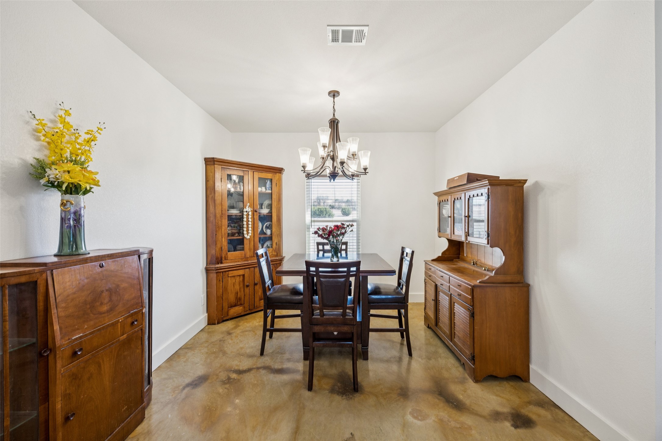 1084 Justin Drive Springtown TX 76082