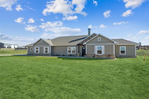 1084 Justin Drive Springtown TX 76082
