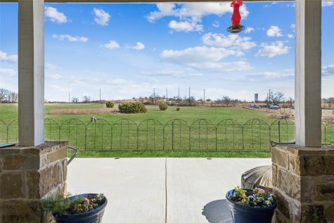 1084 Justin Drive Springtown TX 76082