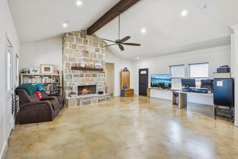 1084 Justin Drive Springtown TX 76082