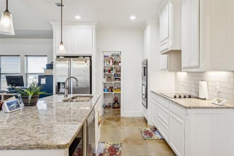 1084 Justin Drive Springtown TX 76082