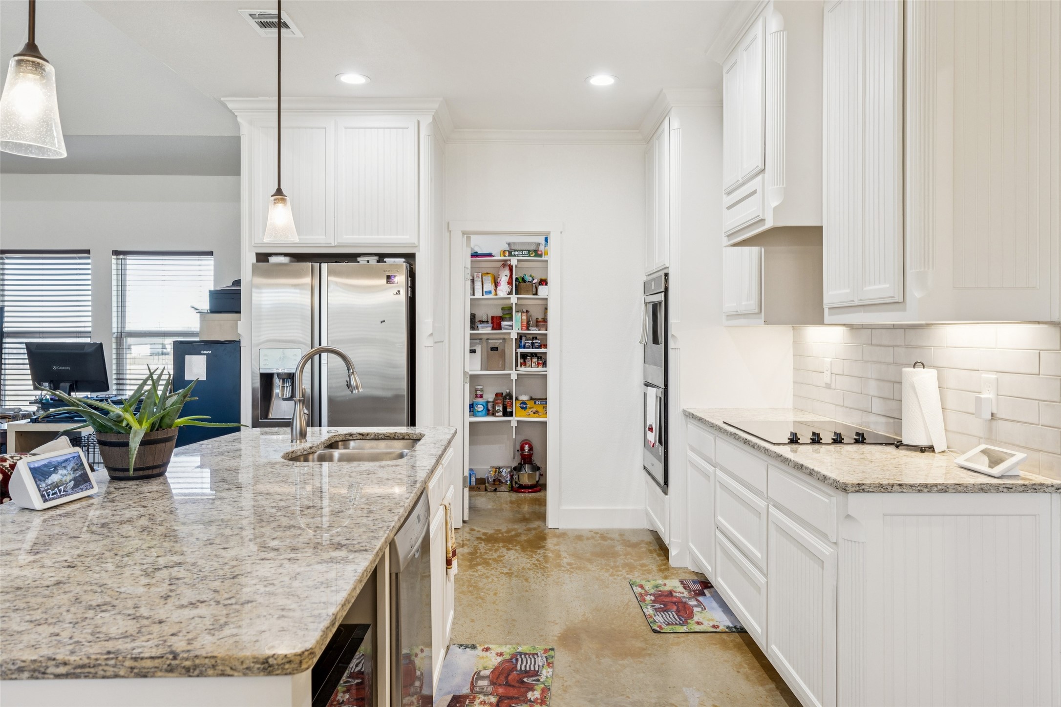 1084 Justin Drive Springtown TX 76082