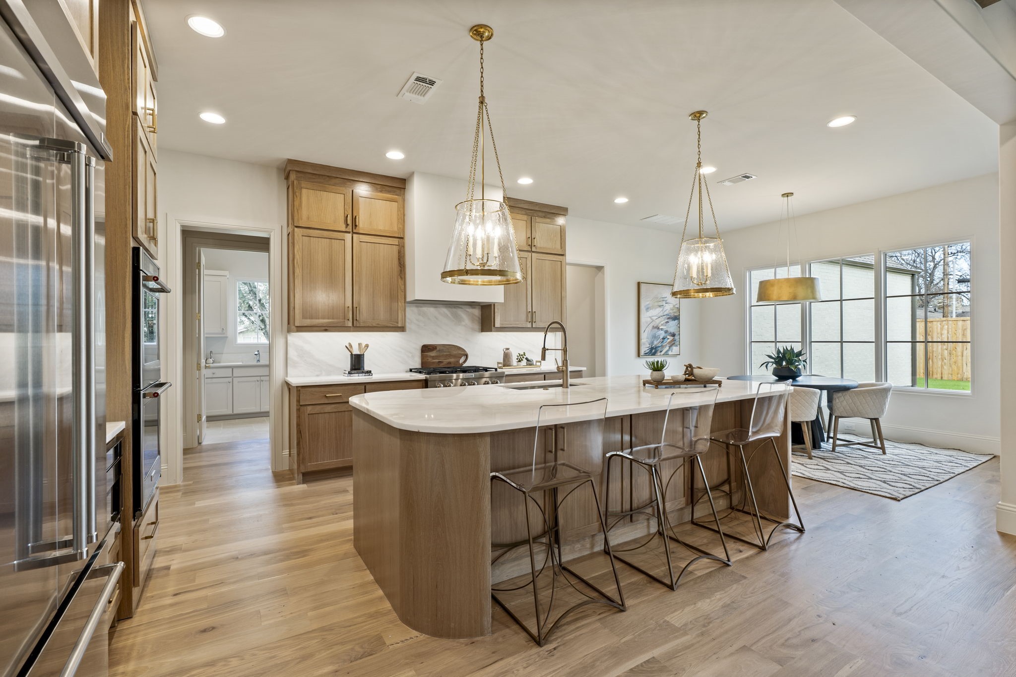 3207 Latham Drive Dallas TX 75229