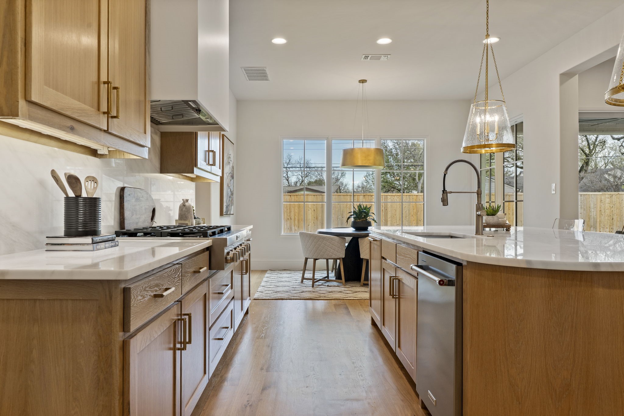 3207 Latham Drive Dallas TX 75229