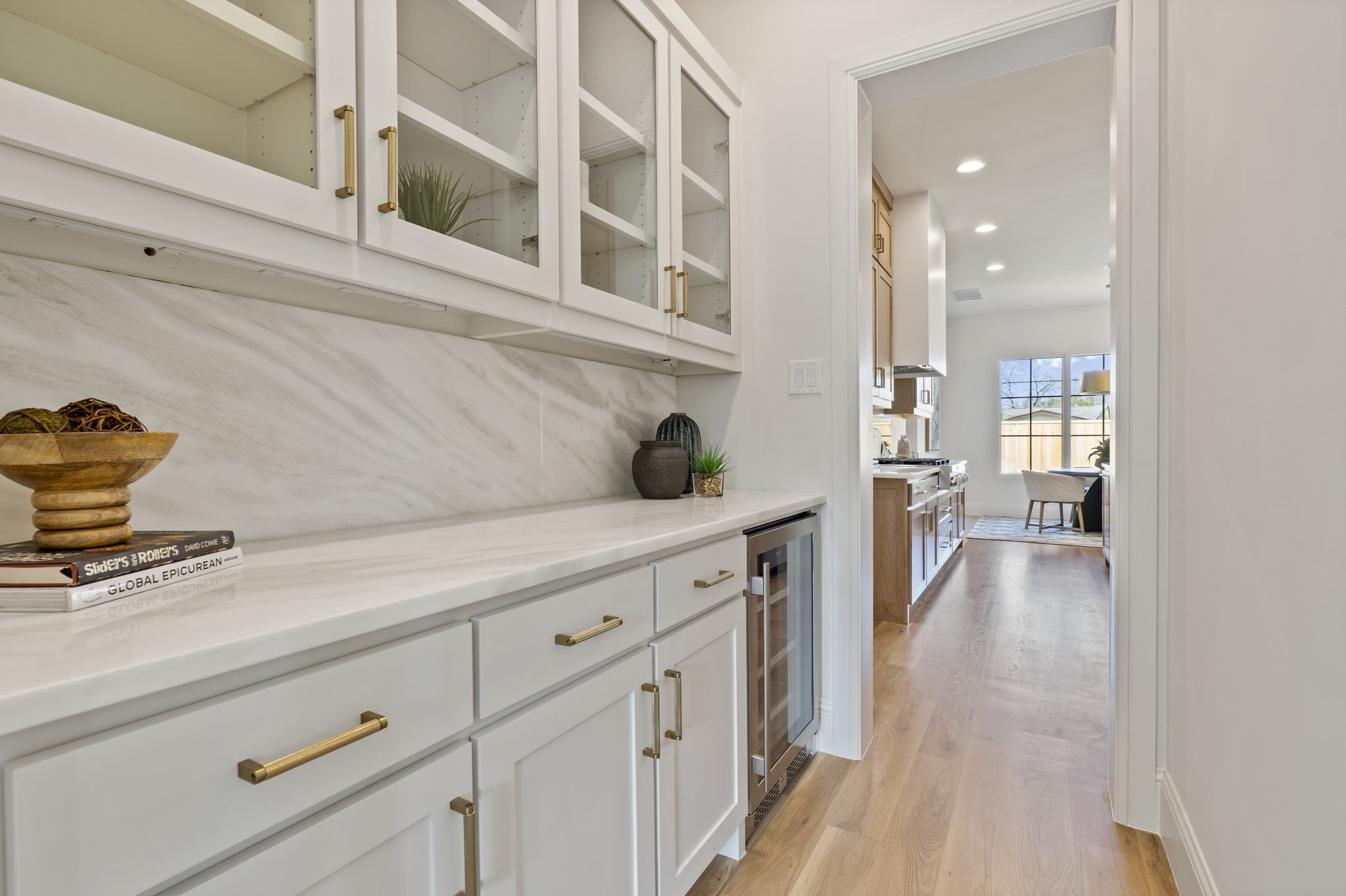 3207 Latham Drive Dallas TX 75229