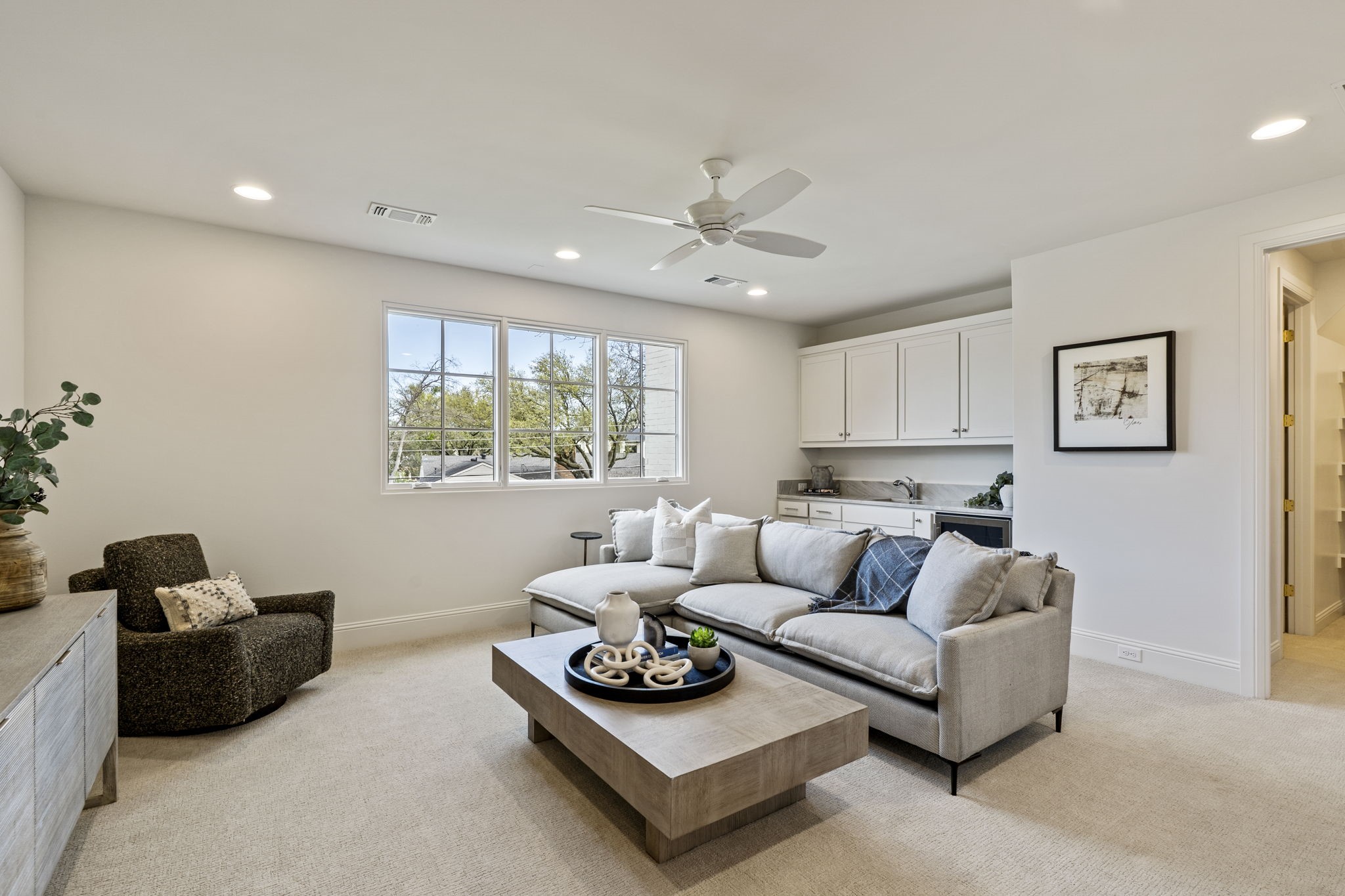 3207 Latham Drive Dallas TX 75229