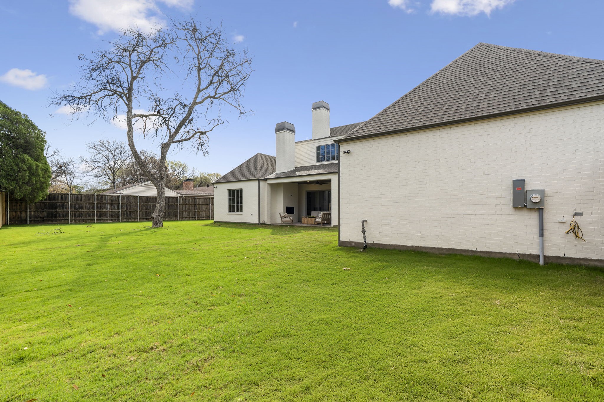 3207 Latham Drive Dallas TX 75229