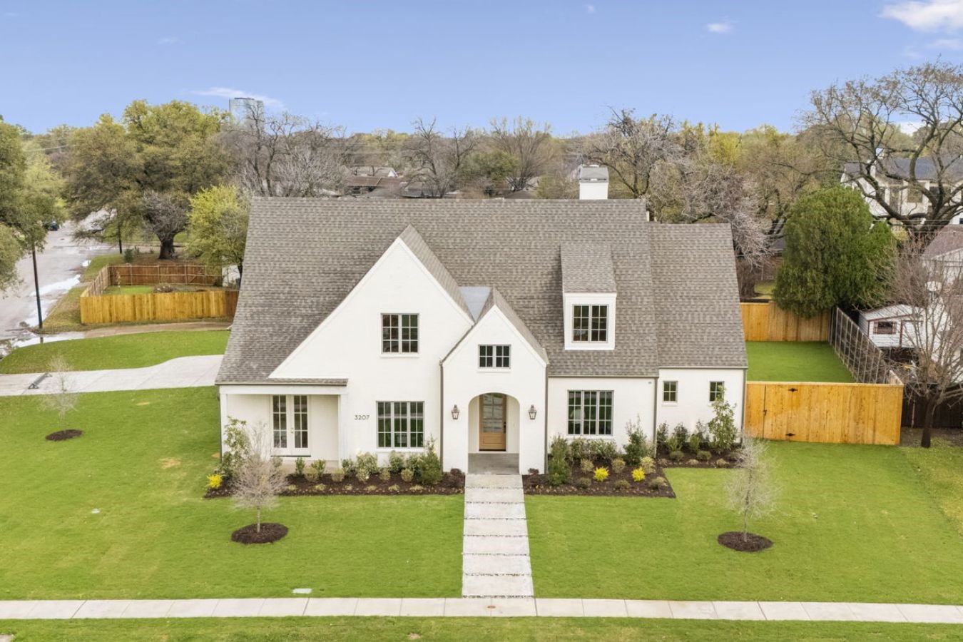 3207 Latham Drive Dallas TX 75229