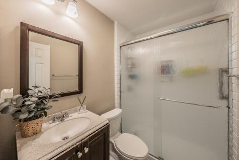 6037 Lindy Lane Watauga TX 76148