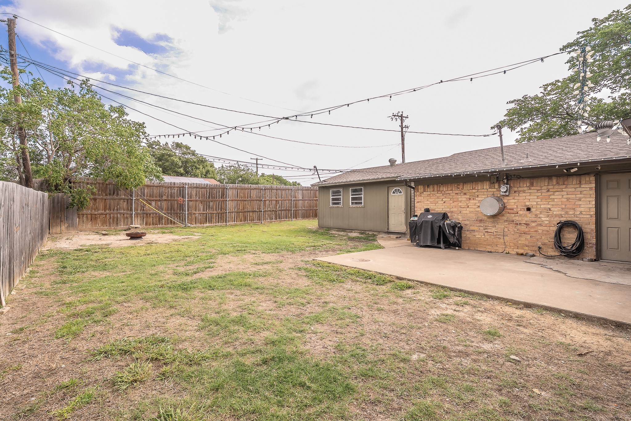 6037 Lindy Lane Watauga TX 76148