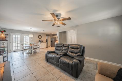 6037 Lindy Lane Watauga TX 76148